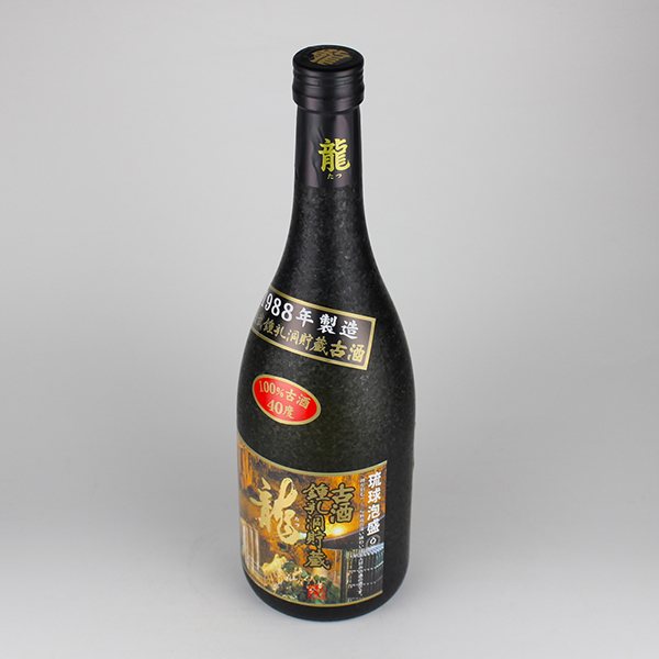 龍 1988年製造 鍾乳洞貯蔵古酒 40度,720ml 送料無料 / 金武酒造 / 泡盛